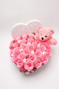 Aranjament Inimă 41 Trandafiri Săpun Roz, Raffaello & Ursuleț