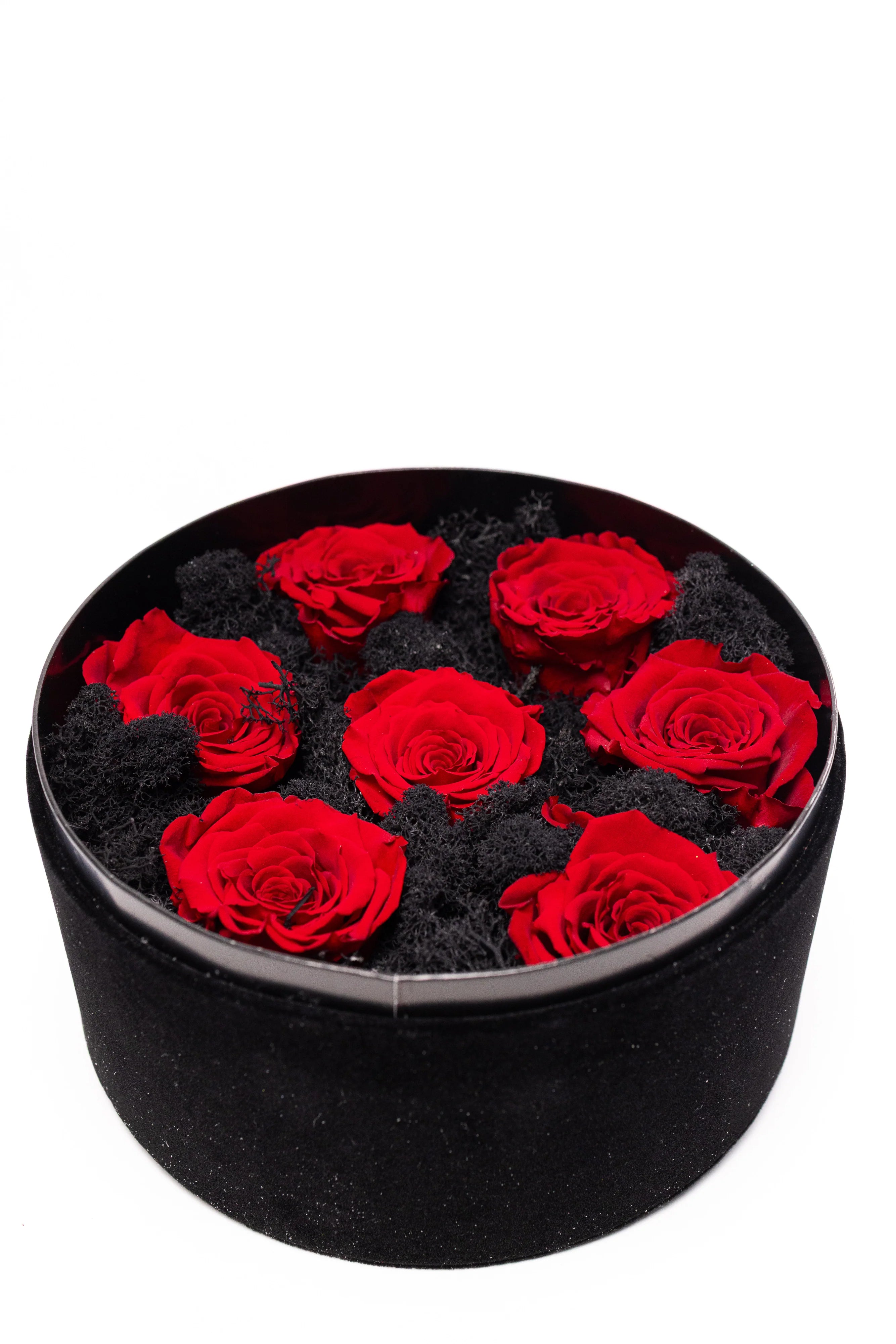 Aranjament Lux 5 Trandafiri Criogenați Roșii, Cutie Catifea Neagră