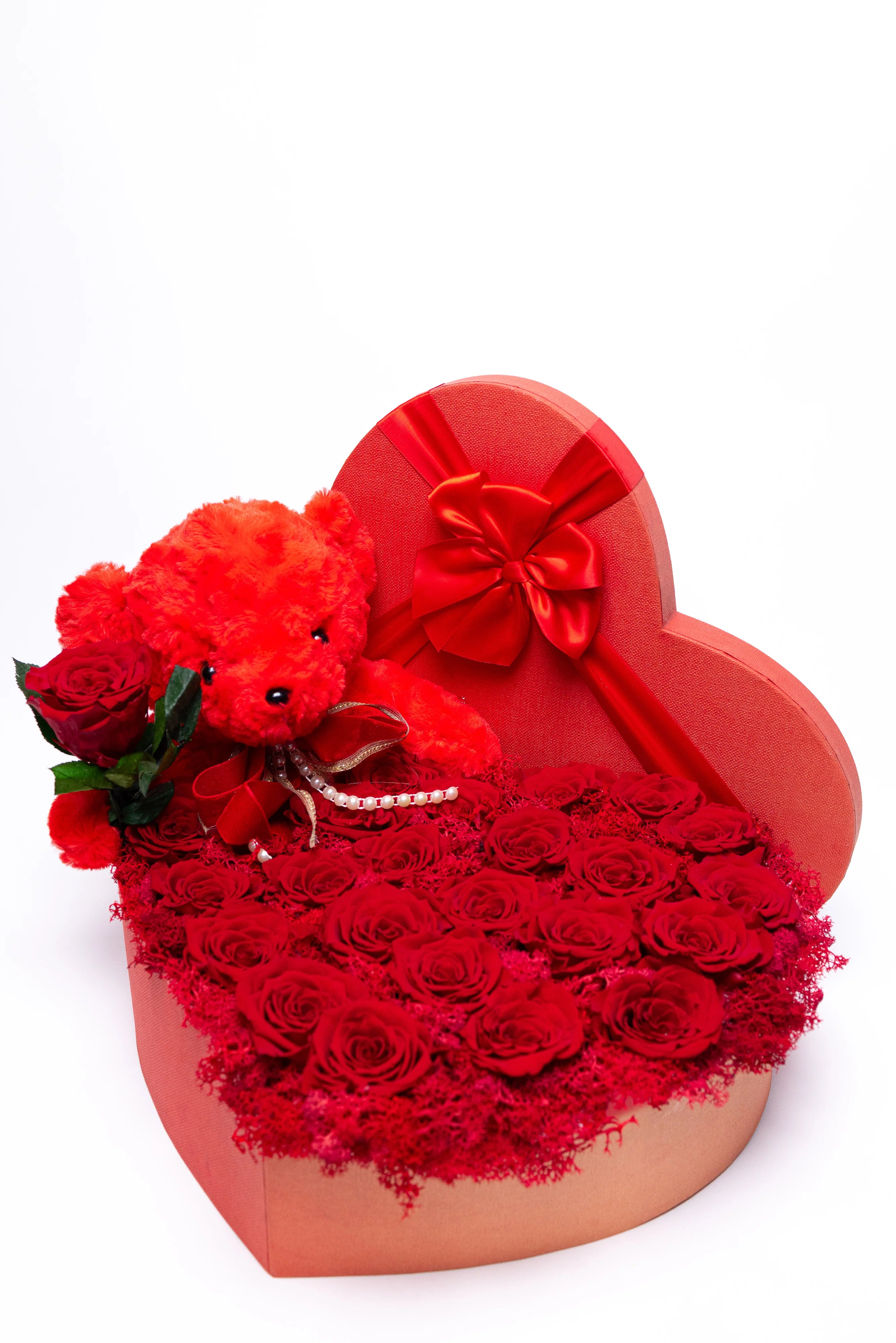 Aranjament Inimă Lux 27 Trandafiri Criogenați Roșii & Ursulet