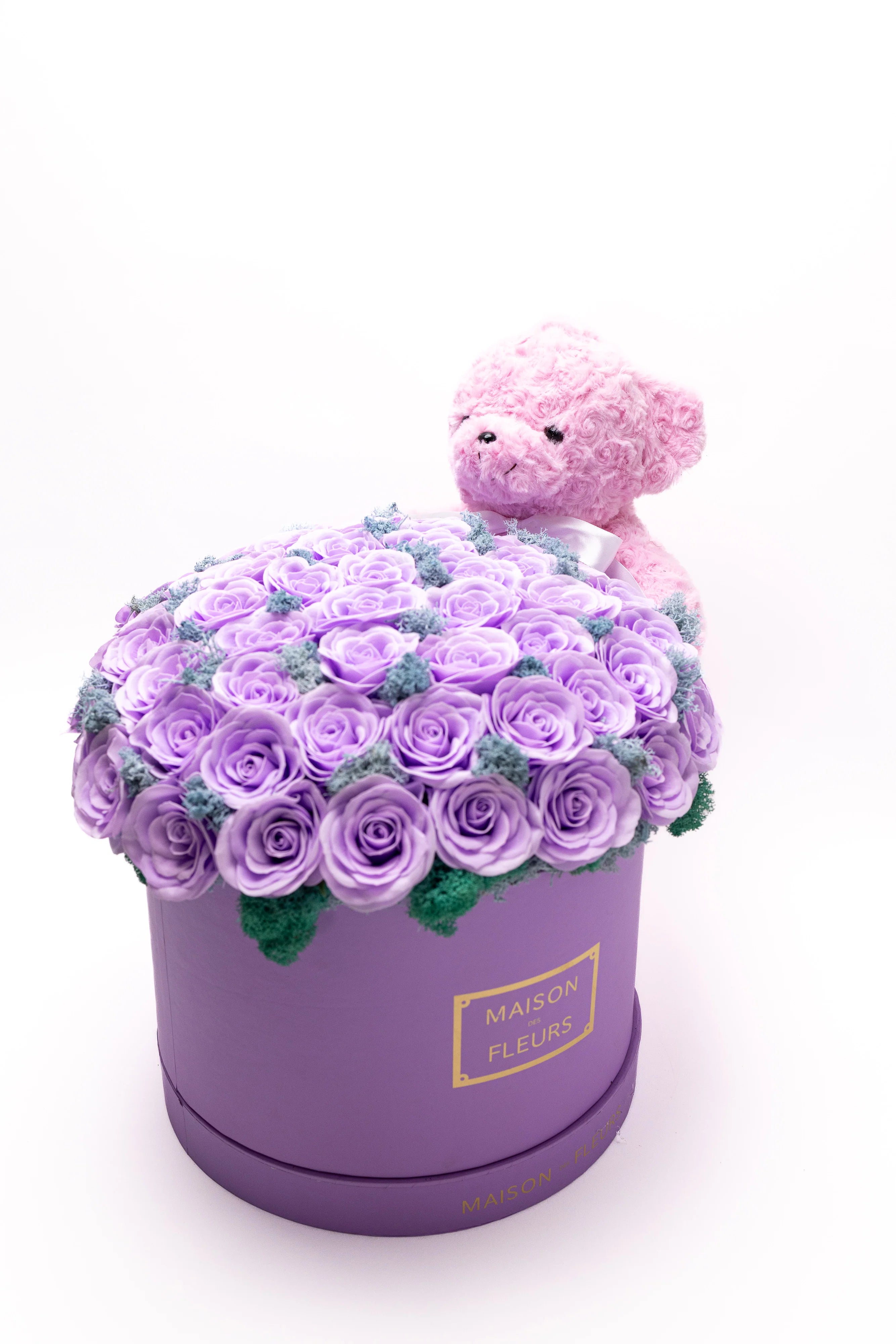 Aranjament Grandios 51 Trandafiri Imperiali Săpun Mov & Ursulet